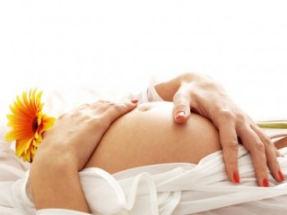Почему болит живот при беременности у женщин?1