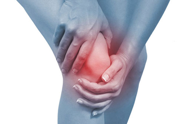 Почему болит колено при сгибании: причины, заболевания, лечение1