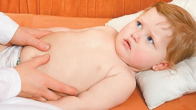 Что делать, если у ребёнка болит живот?8