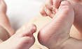 Дисплазия тазобедренного сустава у новорожденных: лечение, фото и ведео  